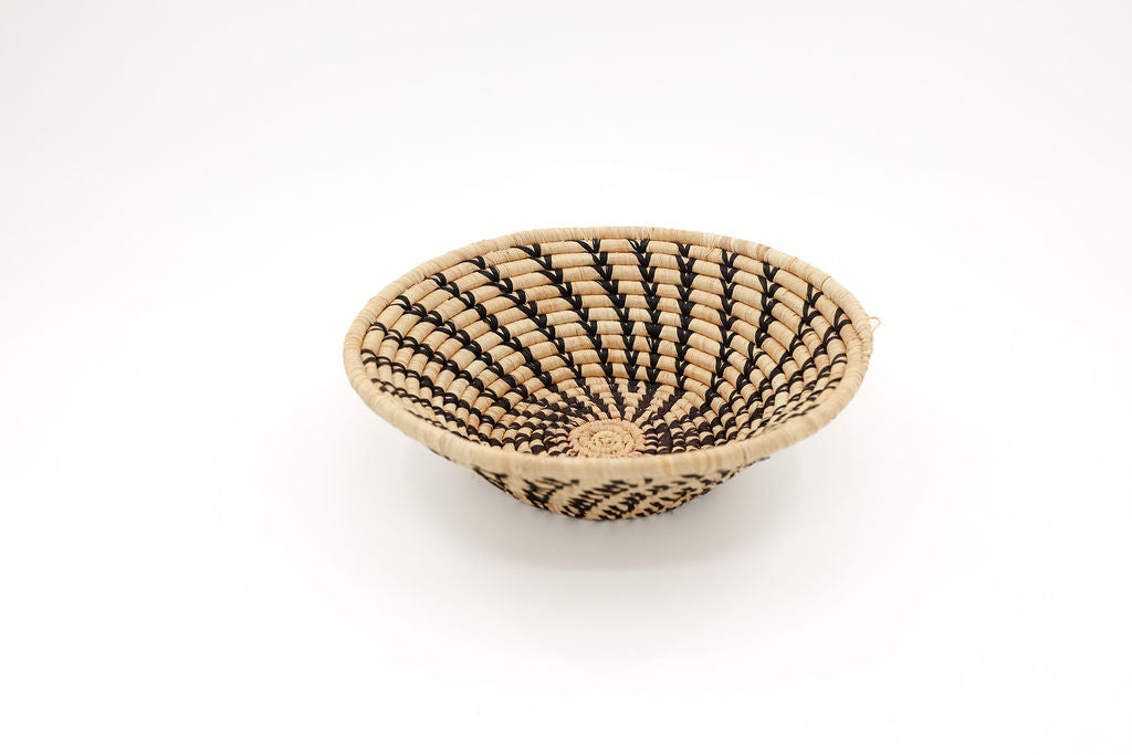 African Wall Basket / Bowl, raffia, Assorted