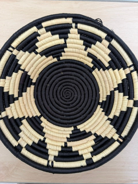 Bukedo and Raffia Bowls - Black and Natural Star