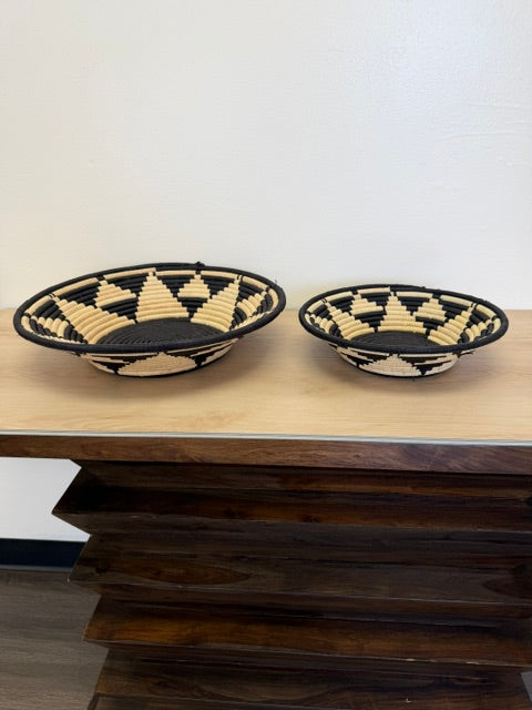 Bukedo and Raffia Bowls - Black and Natural Star