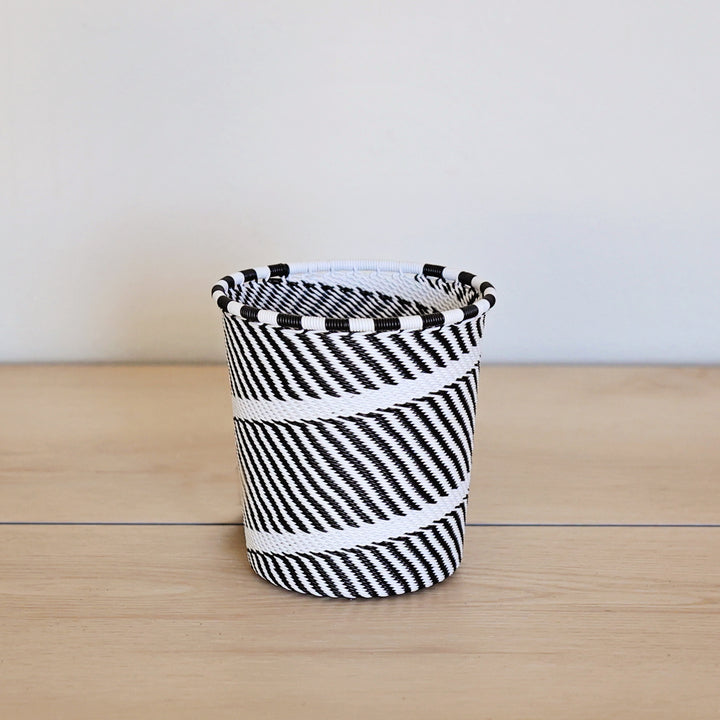 Black & White Zulu Wide Base Cup handwoven in South Africa with a classic black and white diagonal stripe pattern.