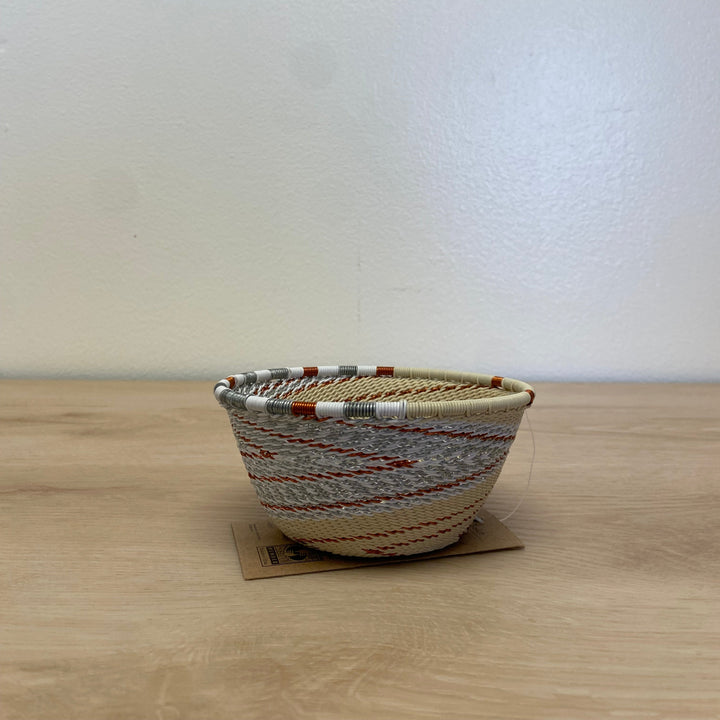 Mist Zulu Wire Small Bowl handwoven in South Africa in ivory, white, and soft gray.