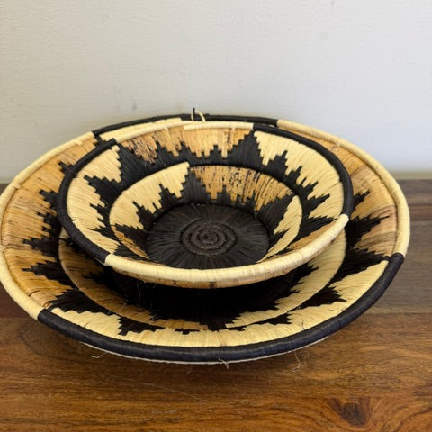 Small and large Midnight Sun colored bukedo basket, handmade in Africa.